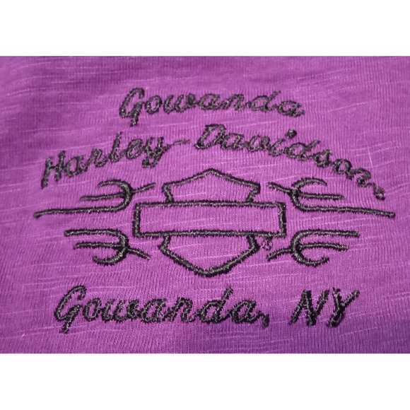 Harley Davidson Gowanda, NY Purple Shirt Rhinestones Roses Cuffed Sleeves Sz L - Picture 4 of 6